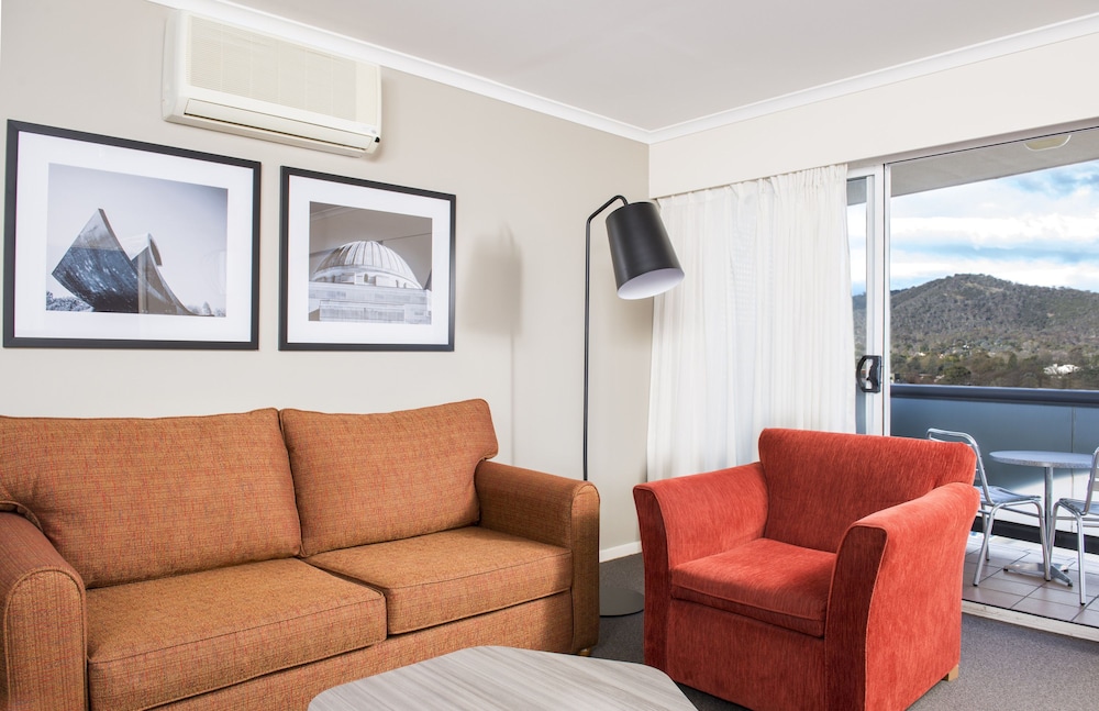 Mantra On Northbourne Canberra 33/50