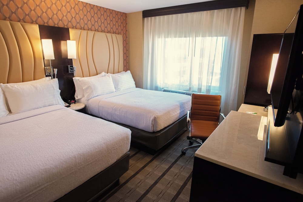 Holiday Inn New York City - Times Square 16/56