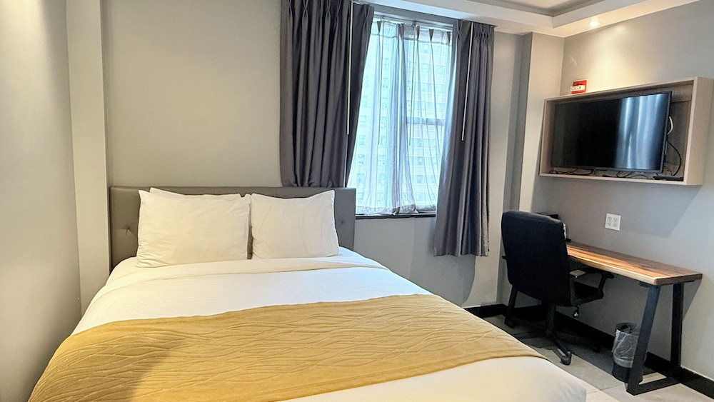 Madison LES Hotel 13/50