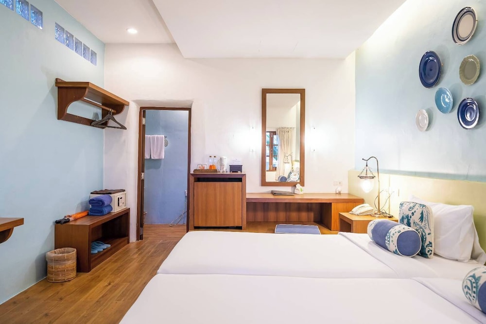 Room, Double Bed, Courtyard View