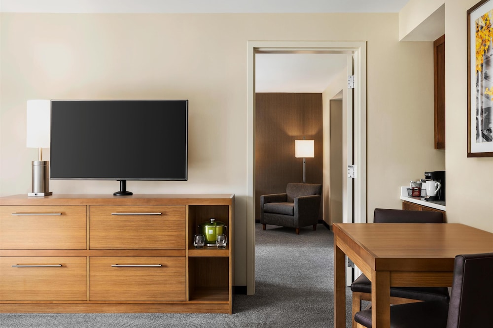 Hyatt Place Keystone 7/50