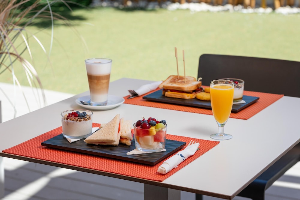 THB Ocean Beach - Adults Only 34/50
