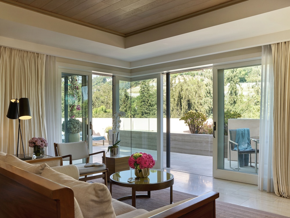 Hotel Bel Air 54/93