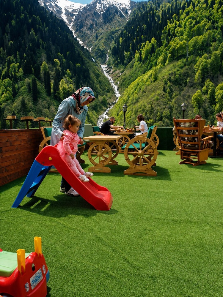 AYDER DOGA RESORT 47/84