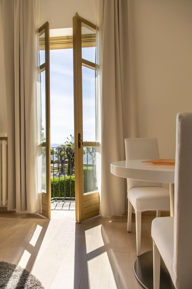 Hotel Castello Di Santa Vittoria 30/47