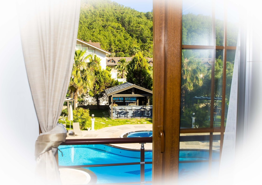 Mesken Hotel Gocek 54/59
