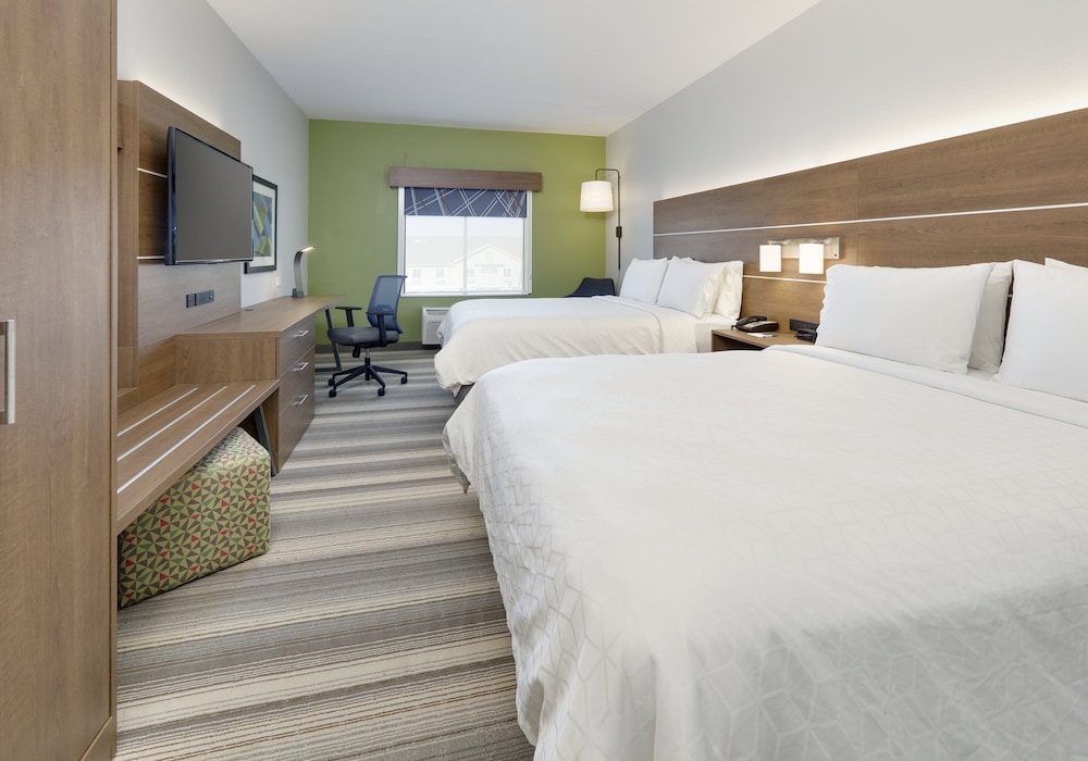 Holiday Inn Express Hotel And Suites Denton Unt Twu 23/68