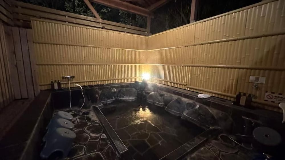 KUMO INN 26/50
