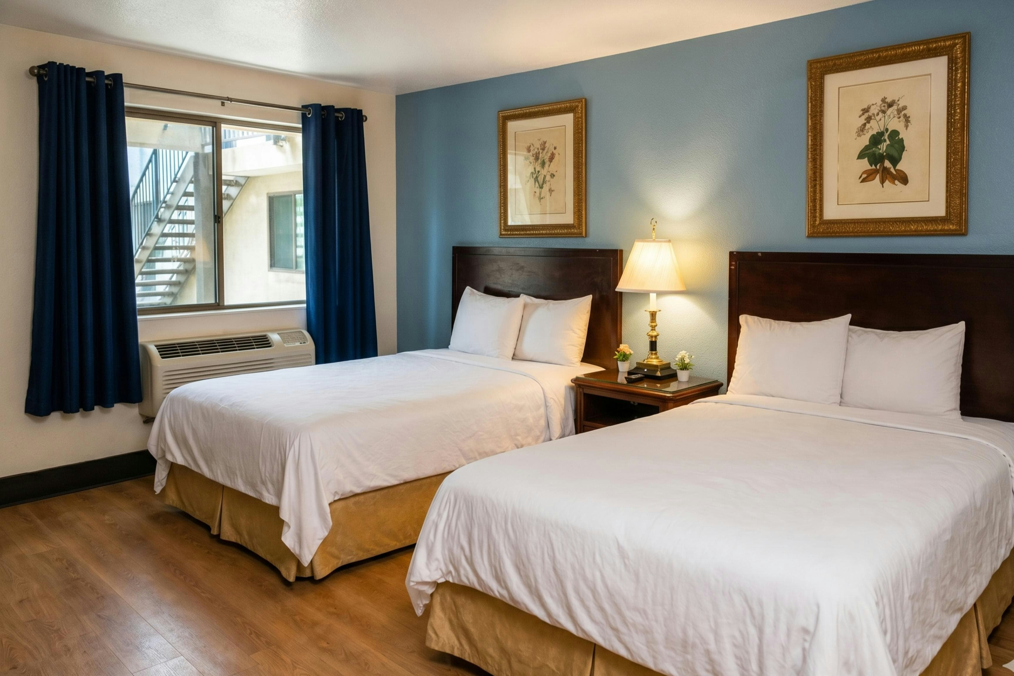 Sacramento Inn & Suites Cal Expo I-80 11/35