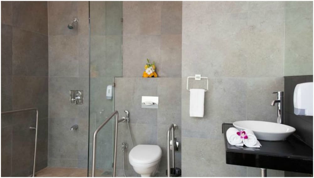 Mango Hotels Navi Mumbai 17/39