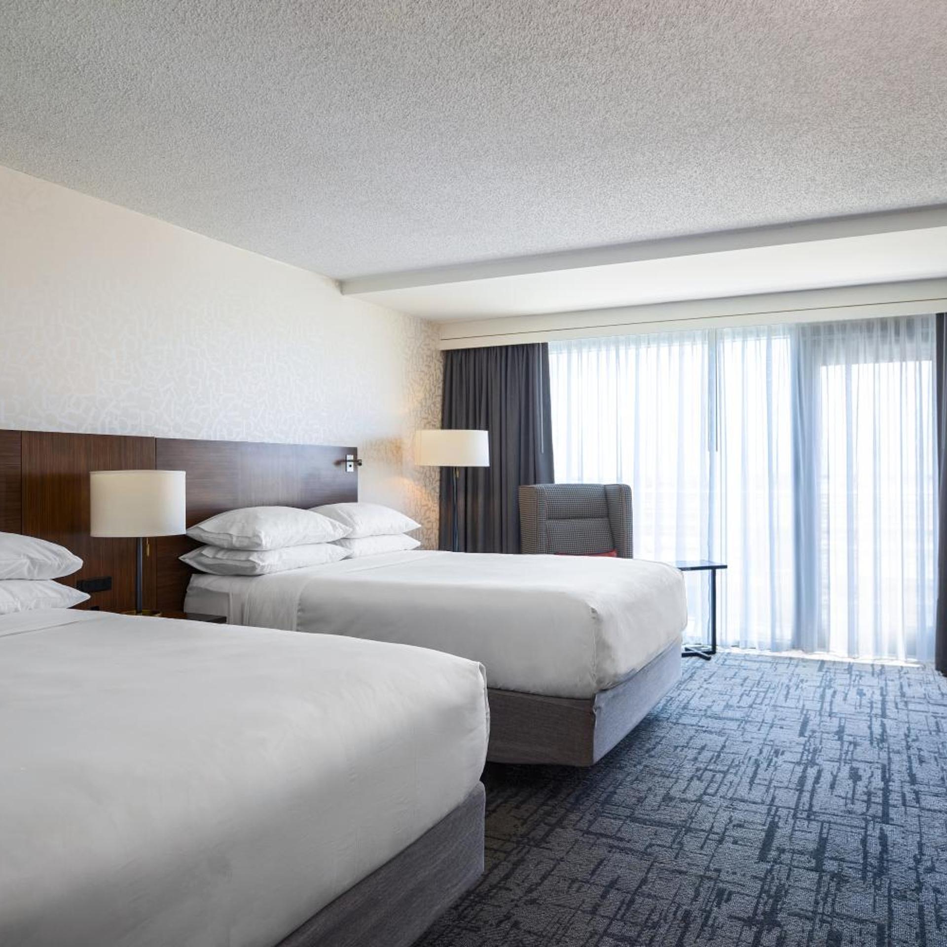 Room at Renaissance Concourse Atlanta Airport, ATLANTA - GA
