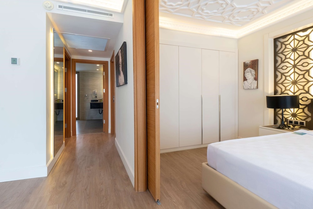 Village, Family, Double and Twin Beds