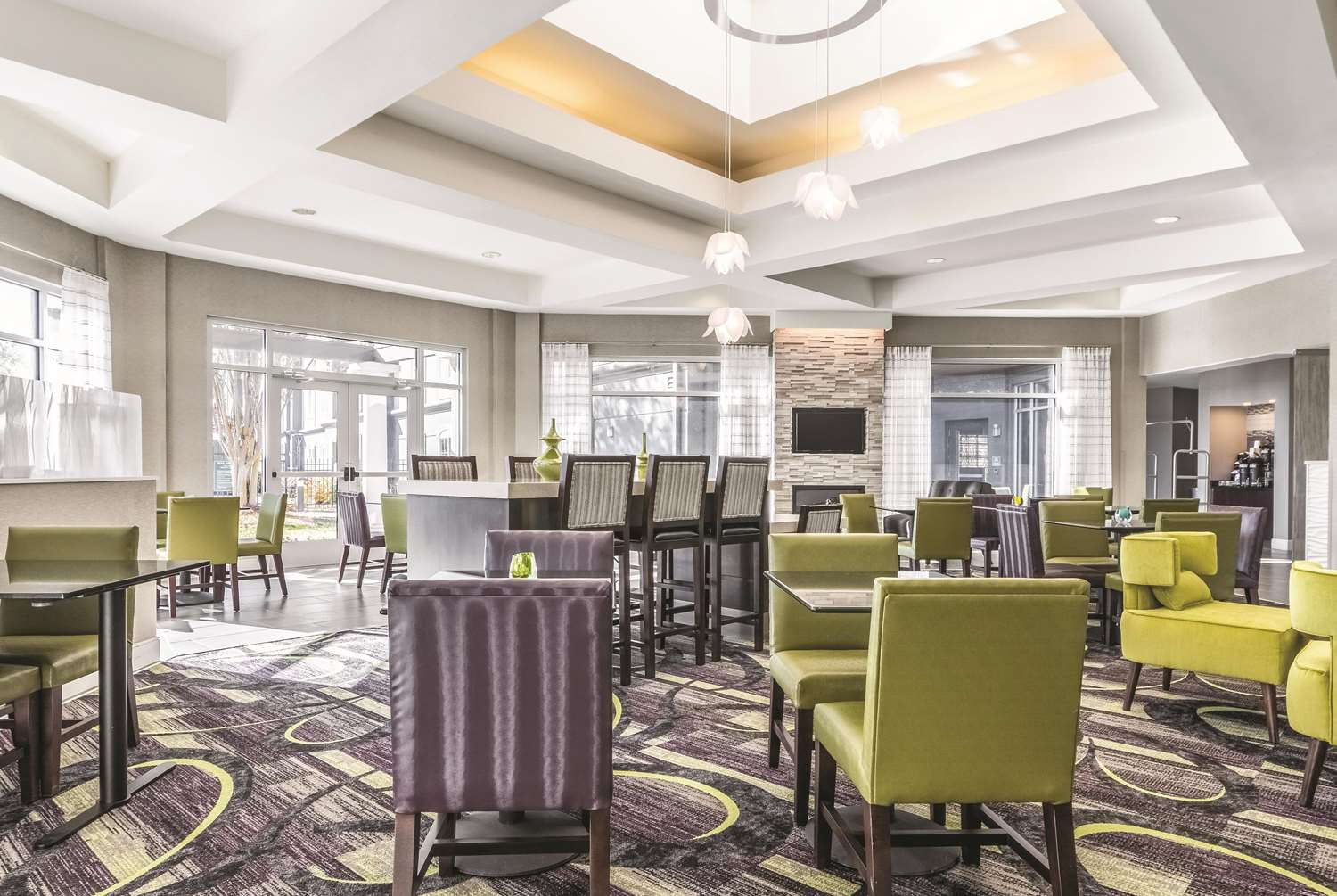 La Quinta Inn & Suites by Wyndham Alexandria Airport 36/48