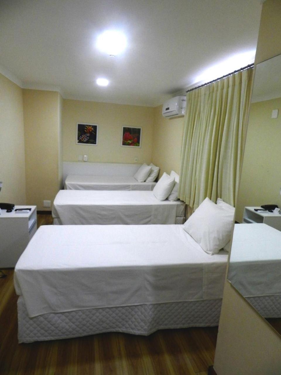 Hotel Acalanto 9/38
