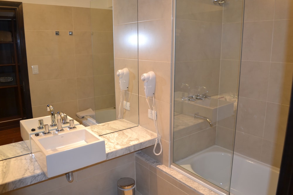 Amerian Tucuman Apart And Suites 19/44