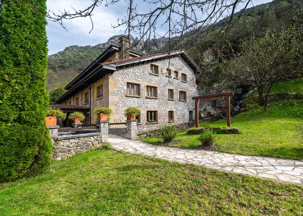 HOTEL LA CASA DE JUANSABELI 38/50