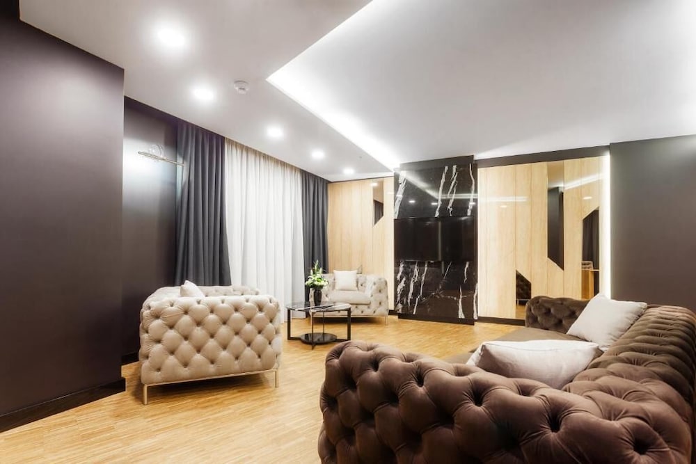 Hotel Platinia 28/38