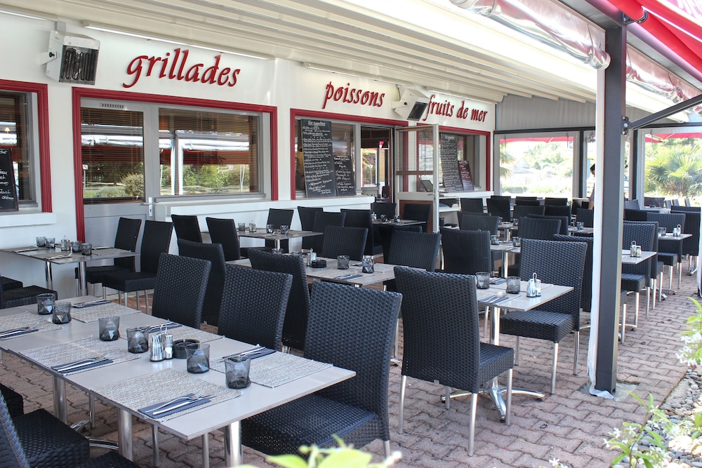 Brit Hotel Brasserie Du Cap 42/49