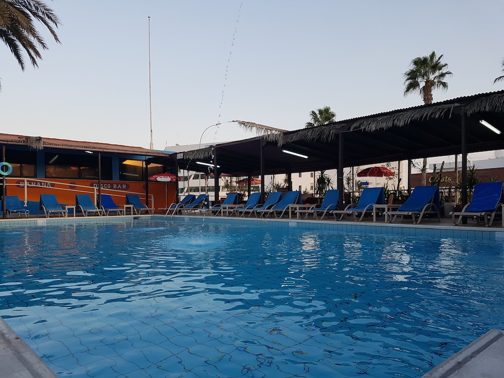 Kkaras Hotel 15/68