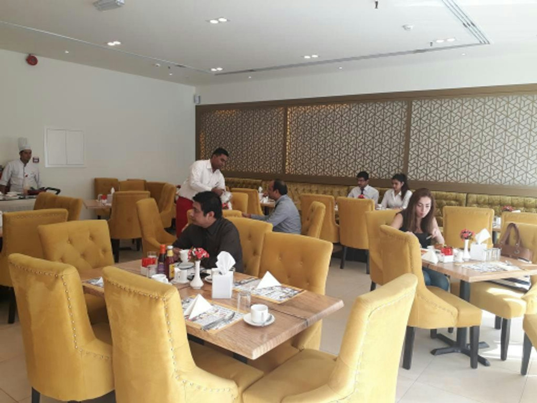 ROYAL FALCON HOTEL 32/46
