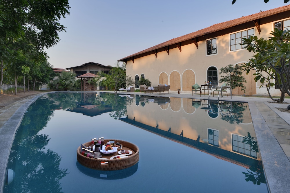 Bhanu The Fern Forest Resort & Spa Jambughoda photo4