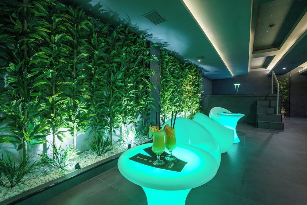 BUSHI RESORT AND SPA HOTEL 43/50