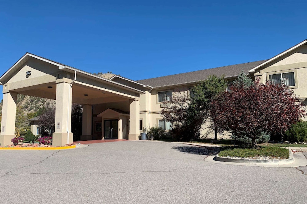 Wingate by Wyndham New Castle - Glenwood Springs 41/50