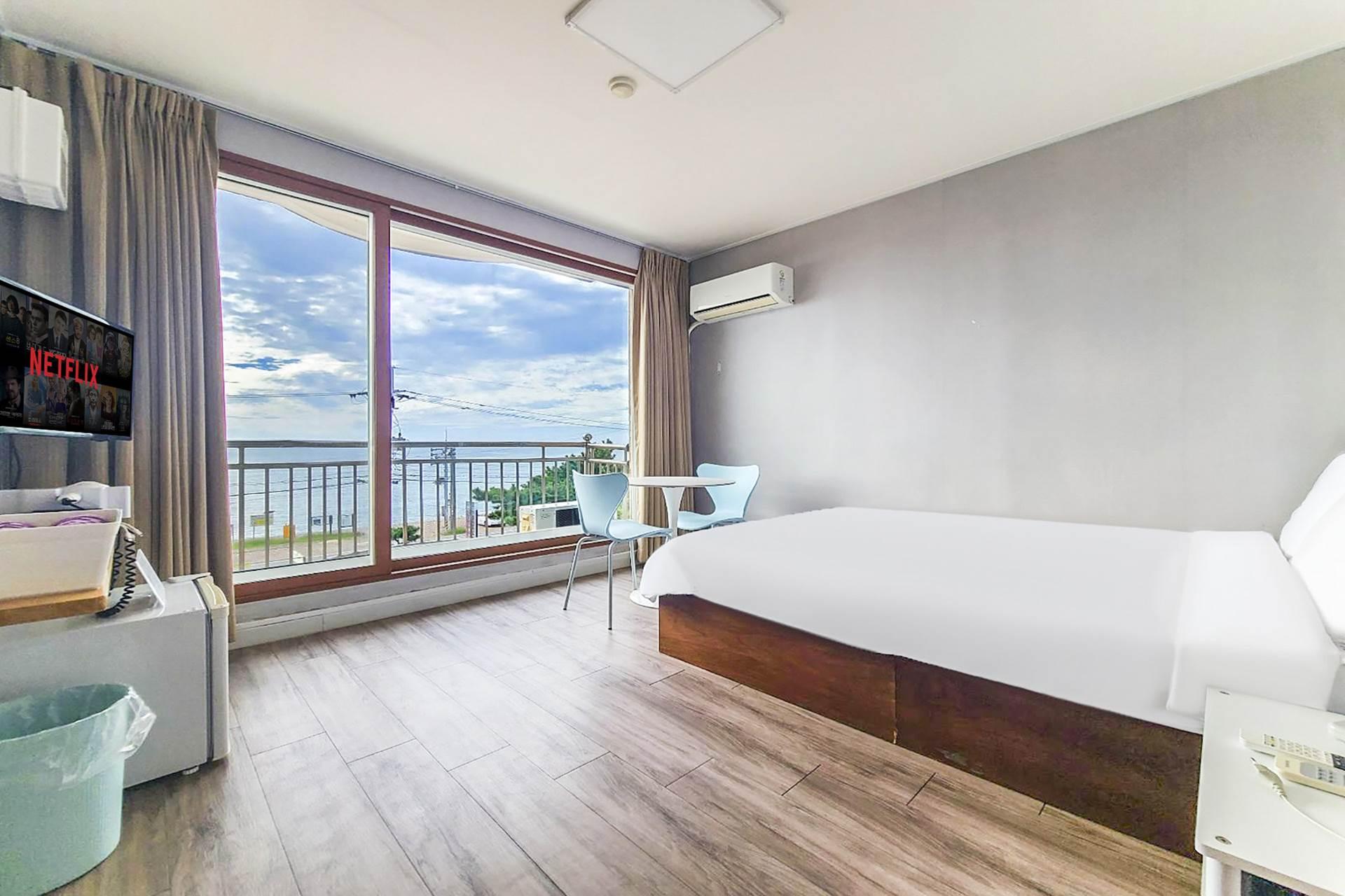 Special, Ocean View