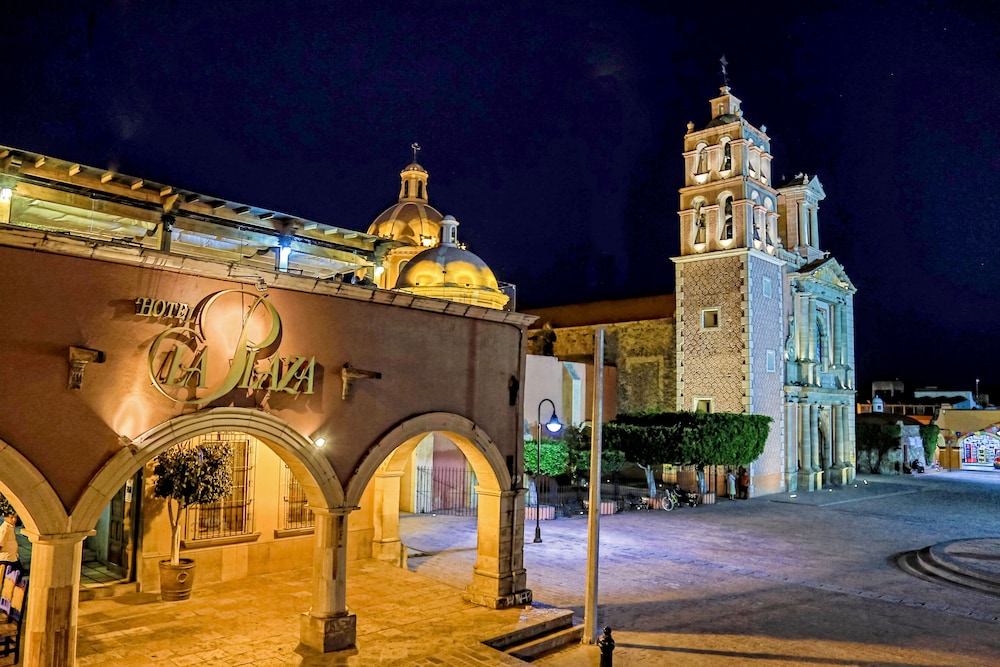 Hotel La Plaza de Tequisquiapan 1/59