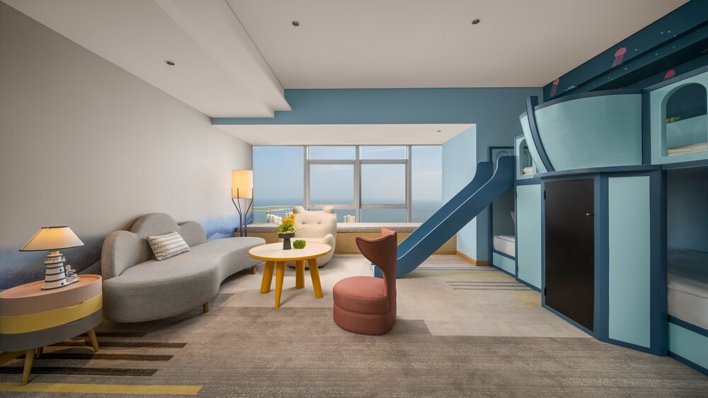 Holiday Inn Qinhuangdao Haigang 29/52