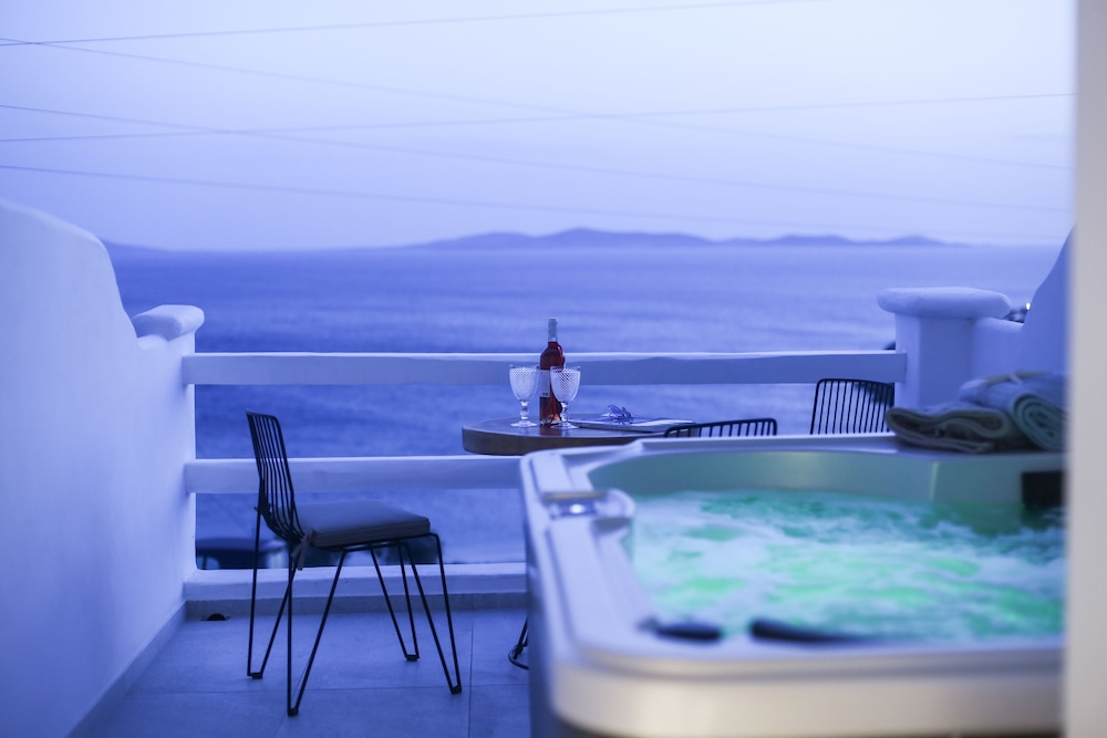 Villa Elina Suites And More 27/46