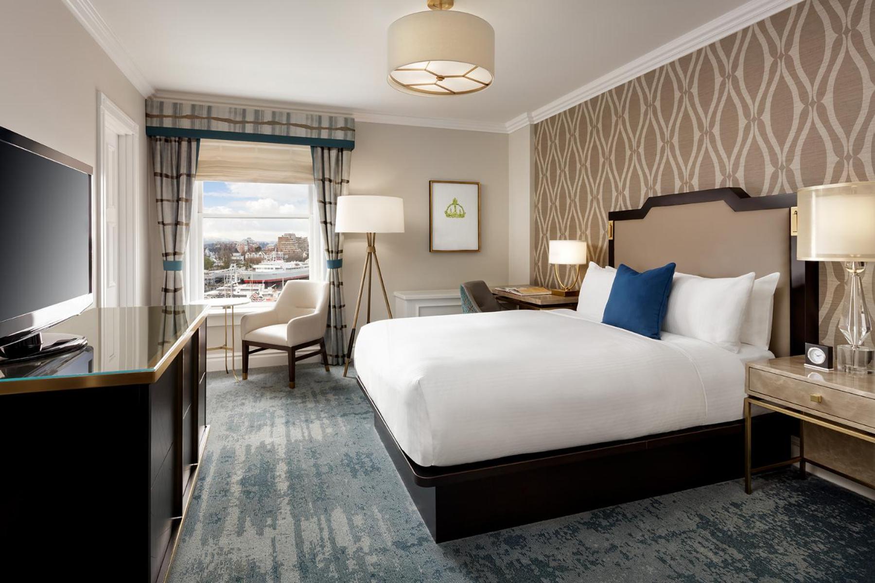 Fairmont, King Bed, Queen Bed, City View