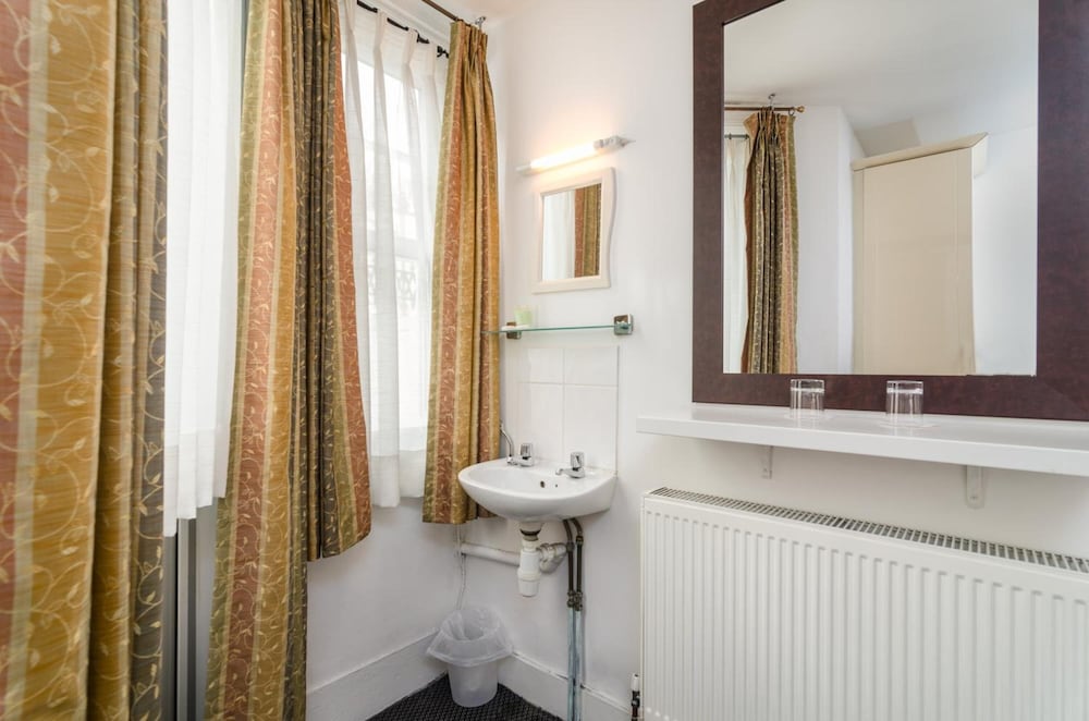 Hotel Earls Court 43/50