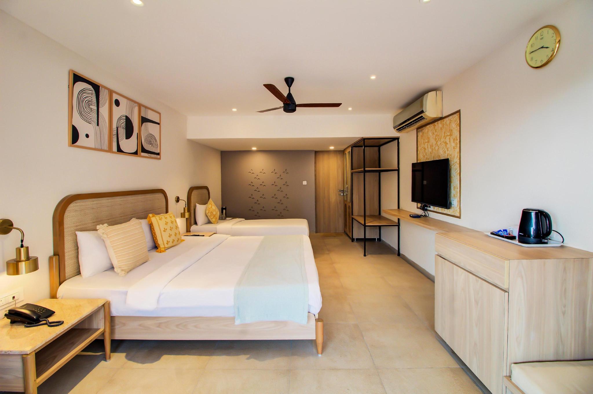 BHARAT HOTEL 22/47