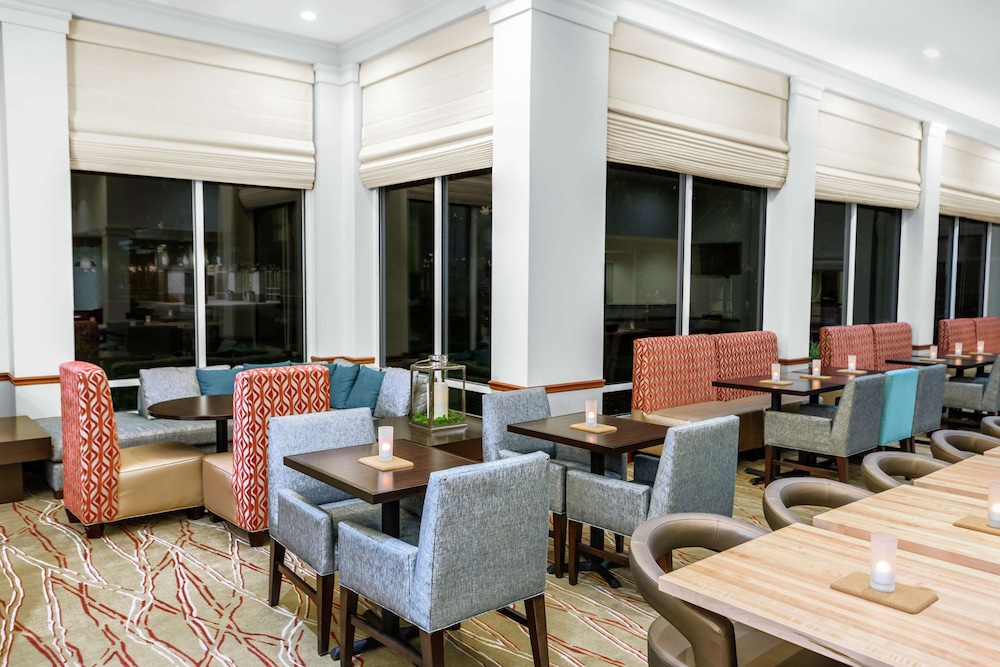 Hilton Garden Inn Independence 33/57