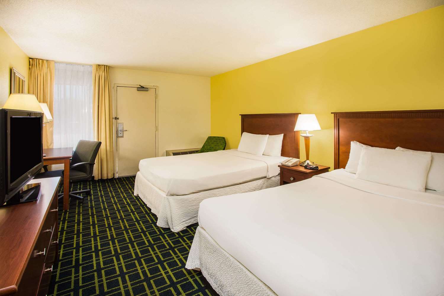 Days Inn by Wyndham Florence Near Civic Center 18/47