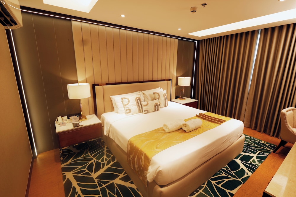 Garden, Suite, King Bed