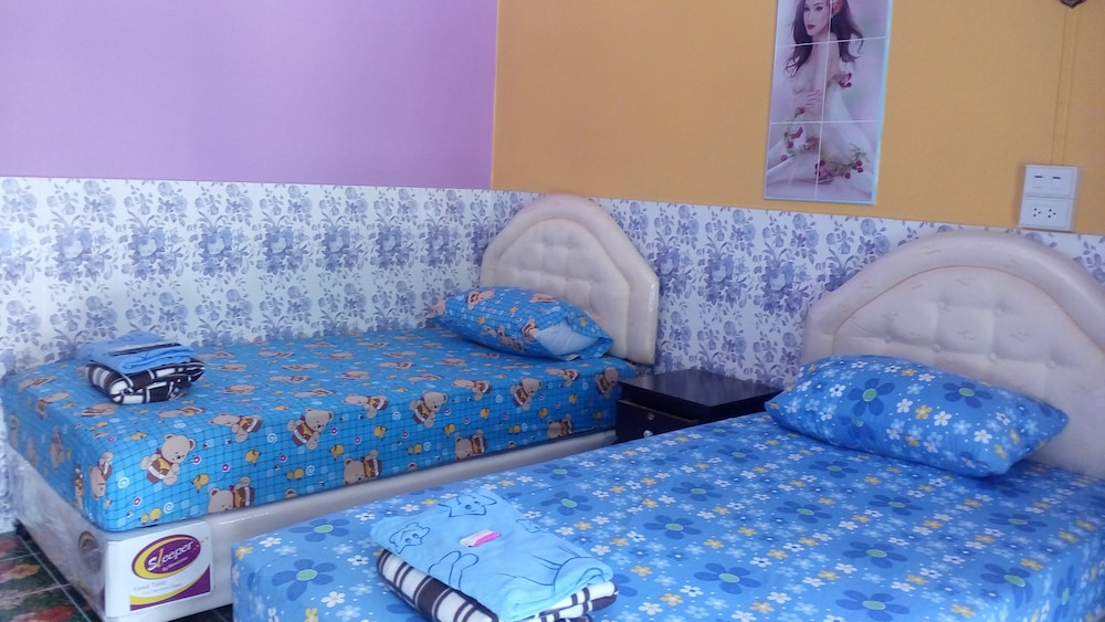 Rueang Sri Si Ri 19/73