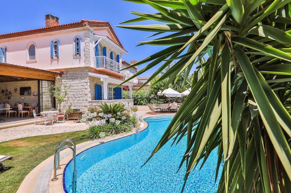 Cumbali Konak Alacati 43/50
