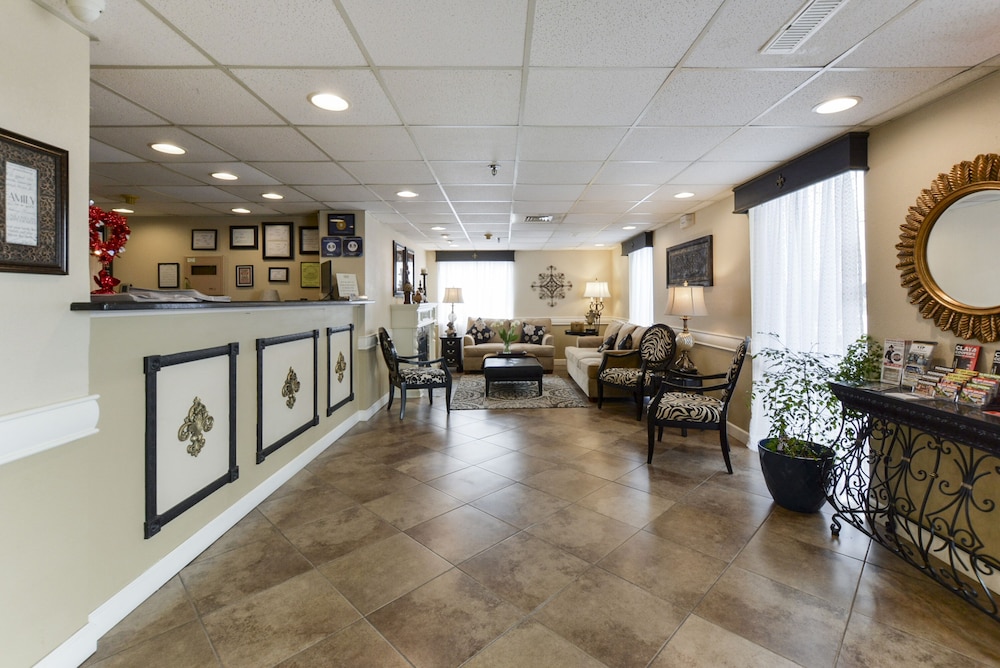 Grand View Inn and Suites 35/42