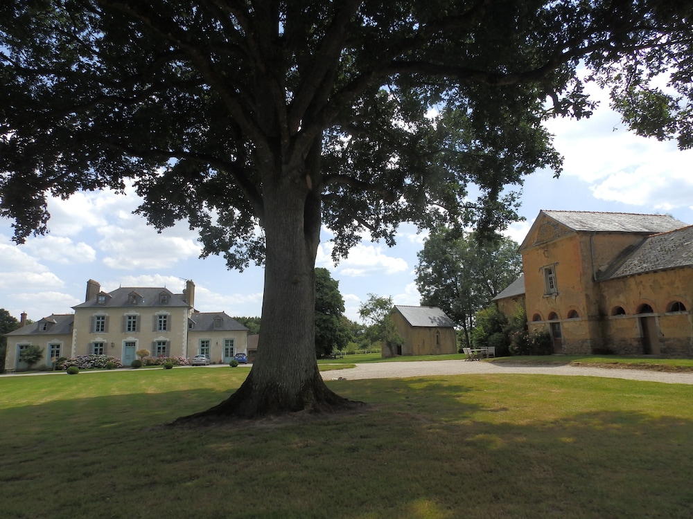 Chateau Du Pin Iffendic 43/50