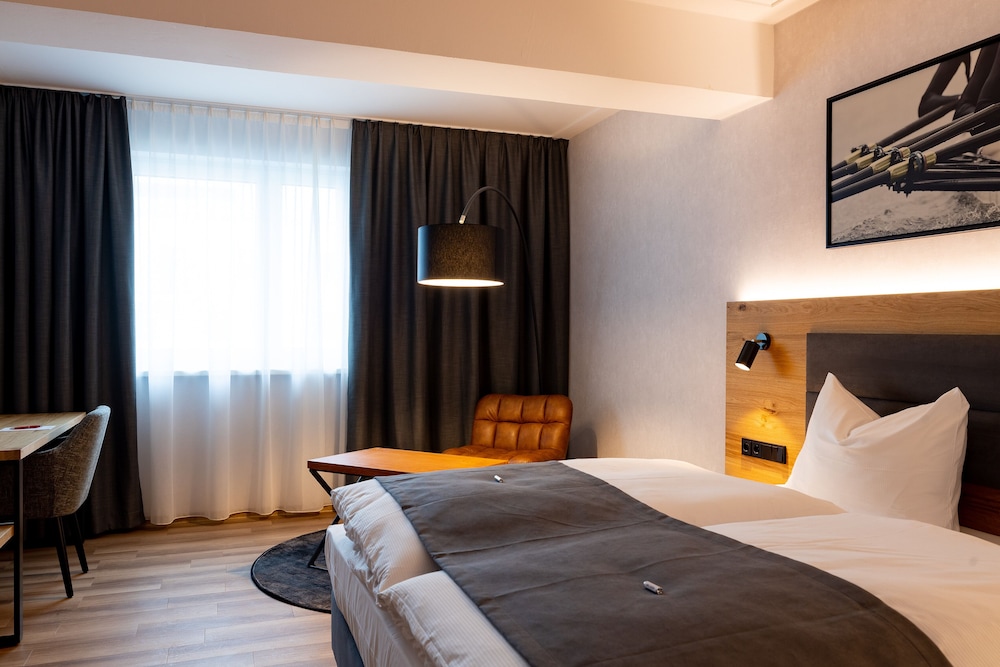 Room, King Bed
