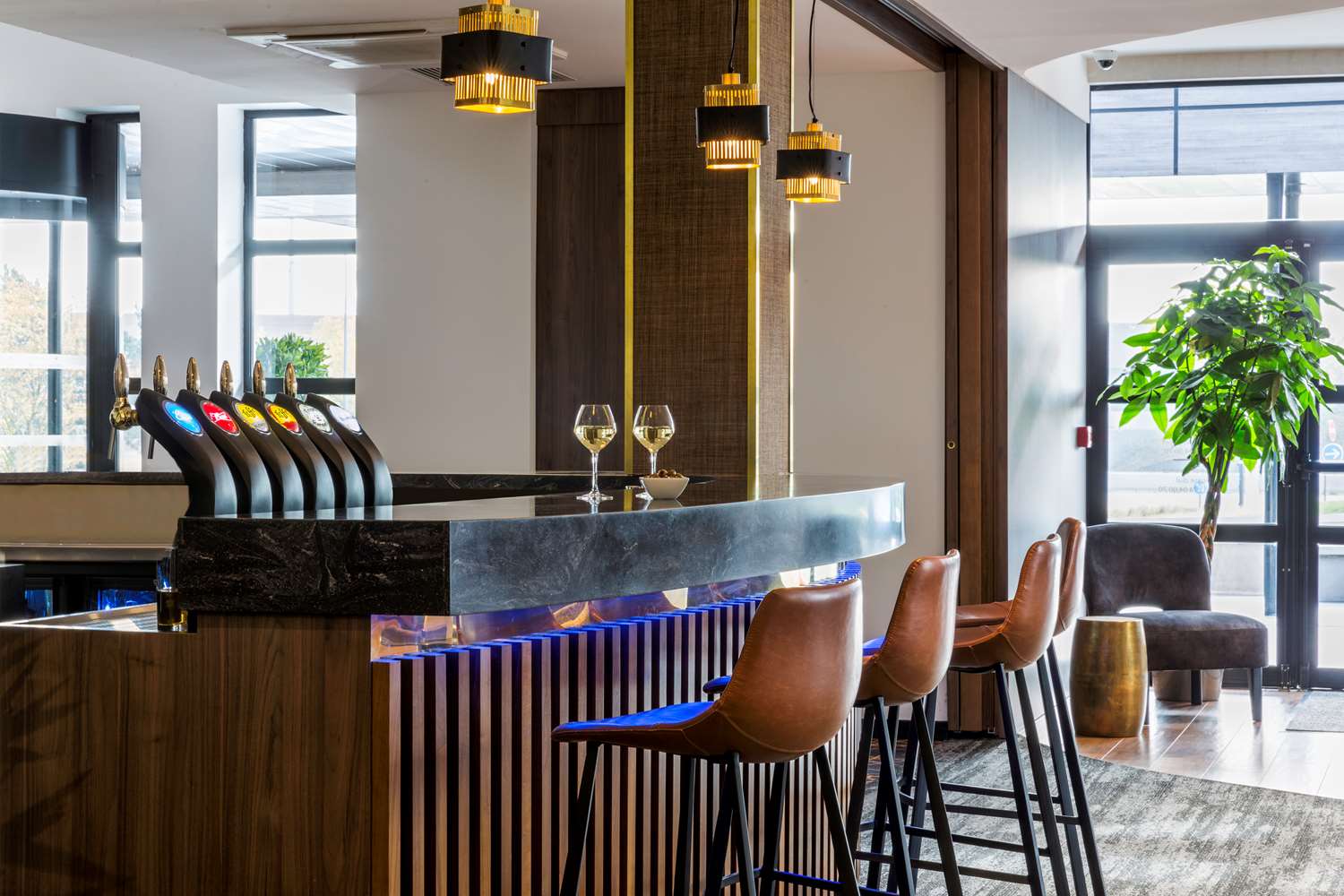Best Western L Aquarium Arras Nord 61/69