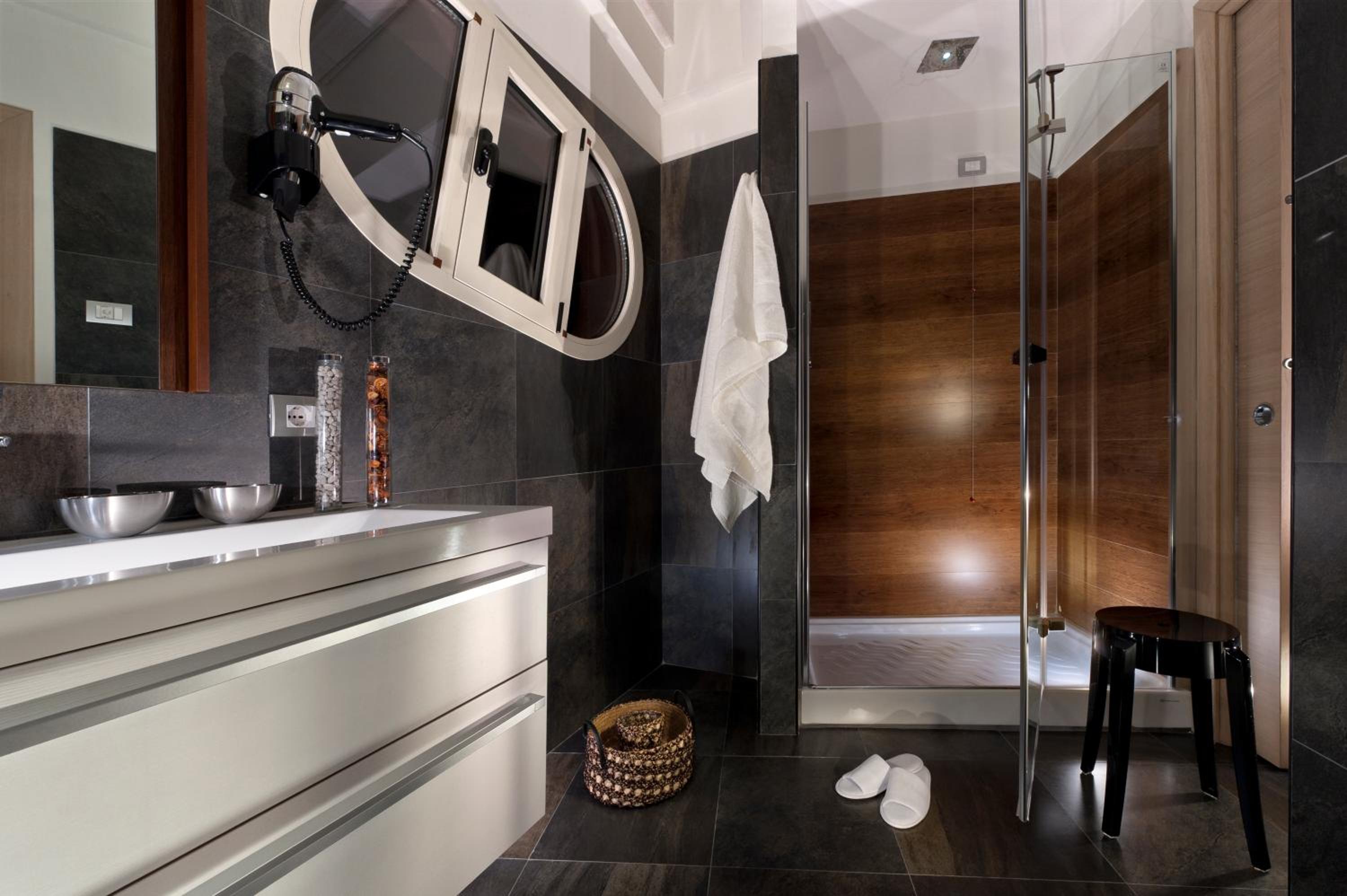 Room, Double Bed, Bouganville Hill Resort Wellness Space 6/6