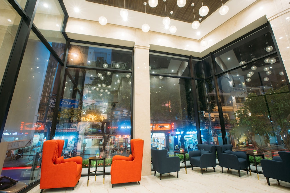 Central Hotel & Spa 54/67