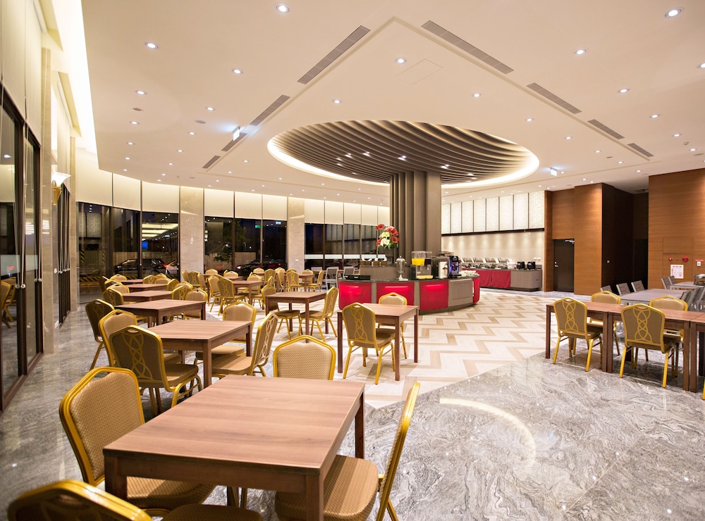 Kai Shen Starlight Hotel 49/62