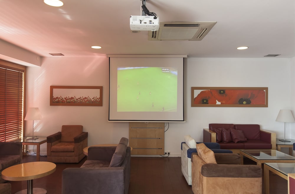Ibis Porto Sao Joao 37/59