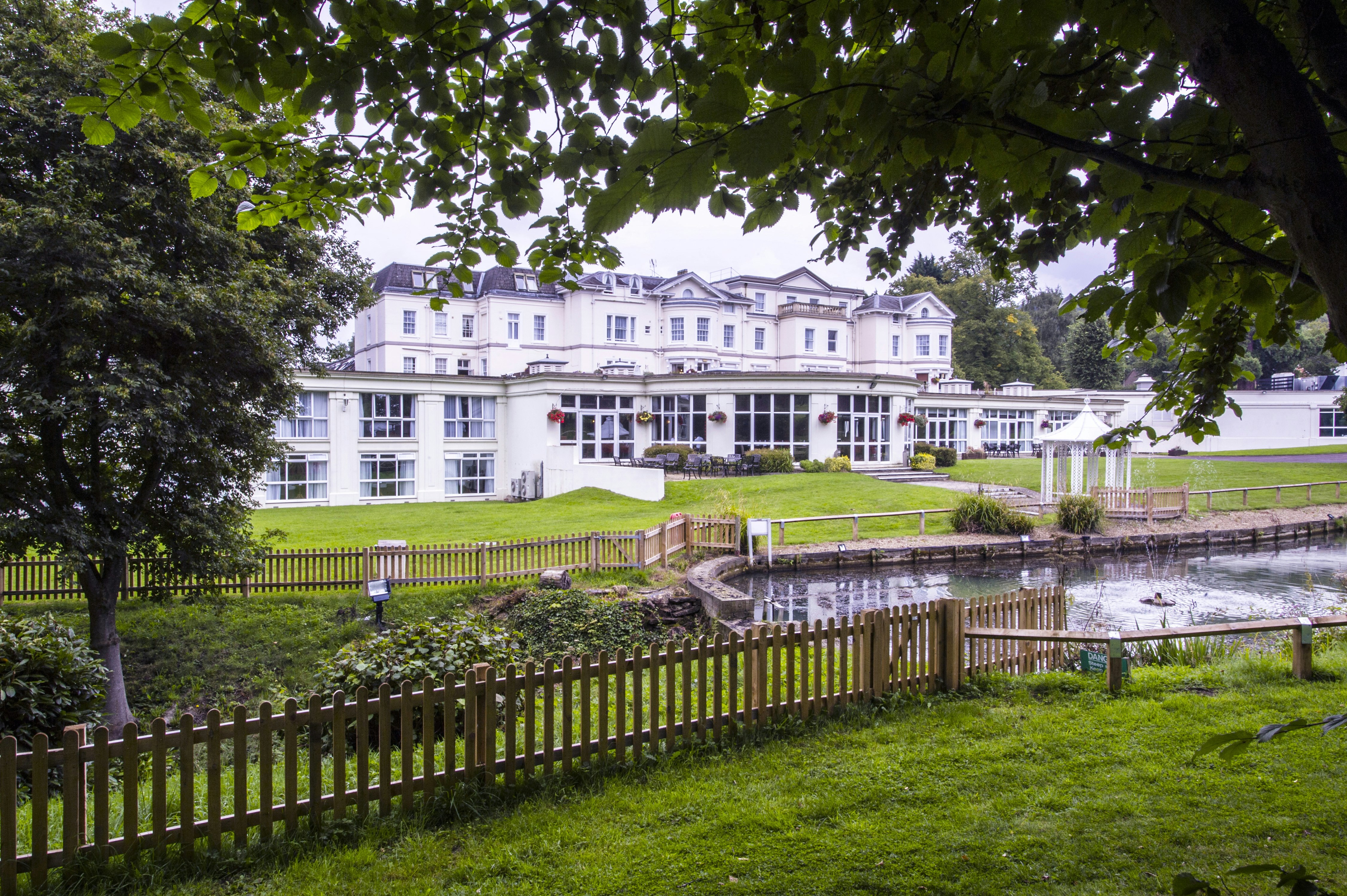 DoubleTree by Hilton Cheltenham - Cotswolds 68/70