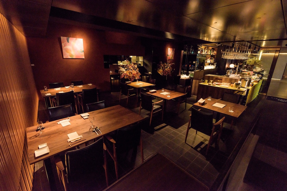 Roppongi Hotel S 60/75