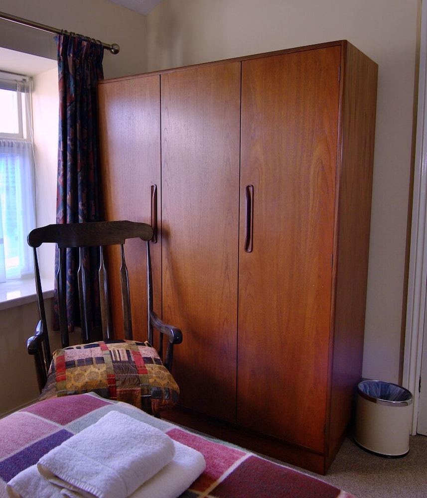 Wortley Cottage Guest House 37/58